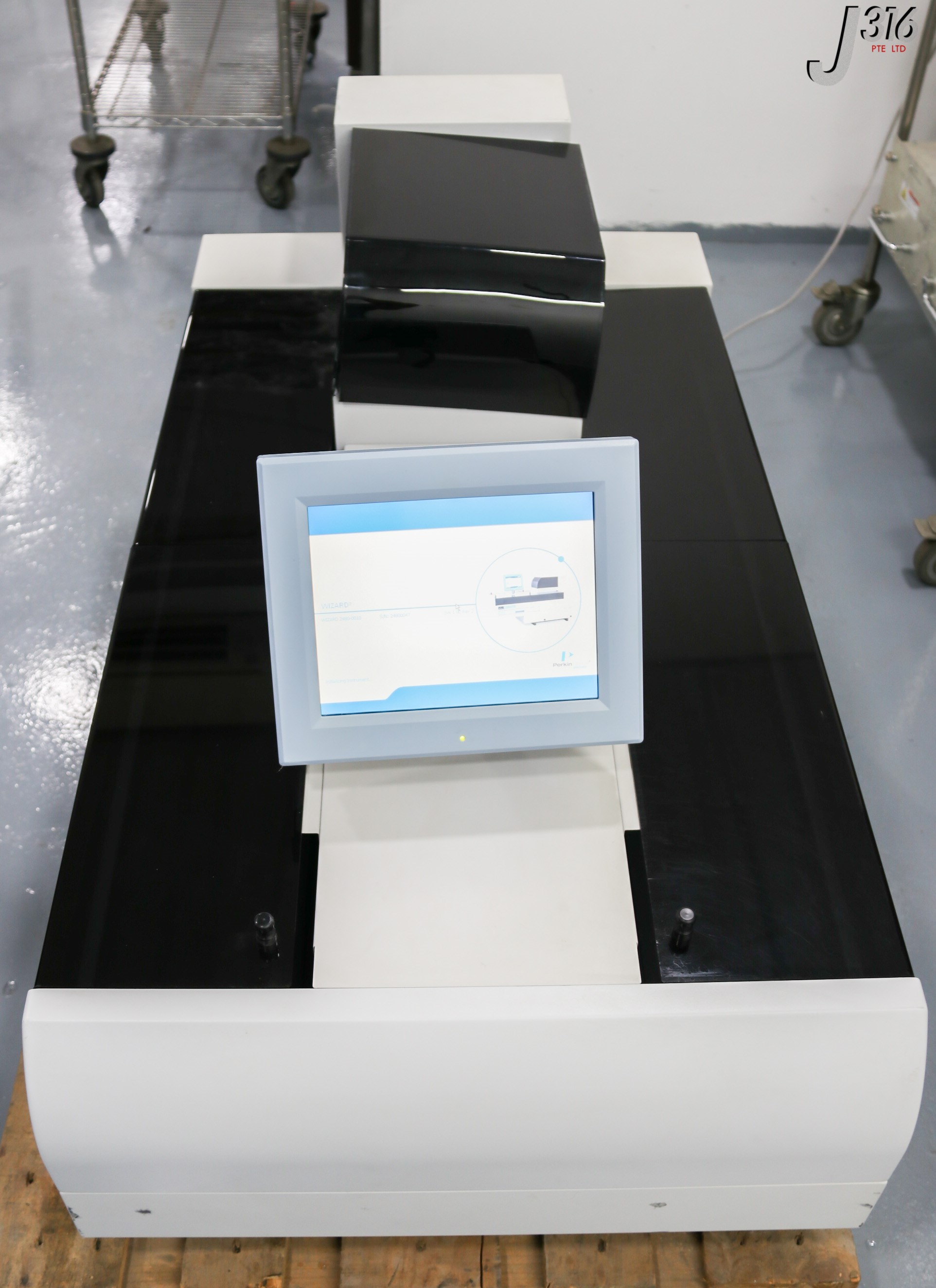 32967-01.jpg